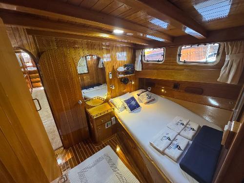 Elegant and Spacious Cabins