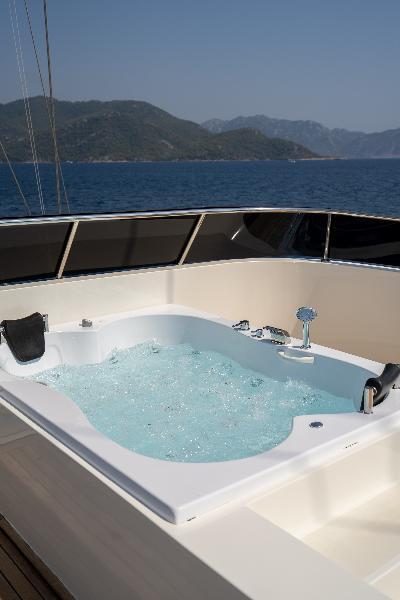 Expansive Flybridge with Jacuzzi